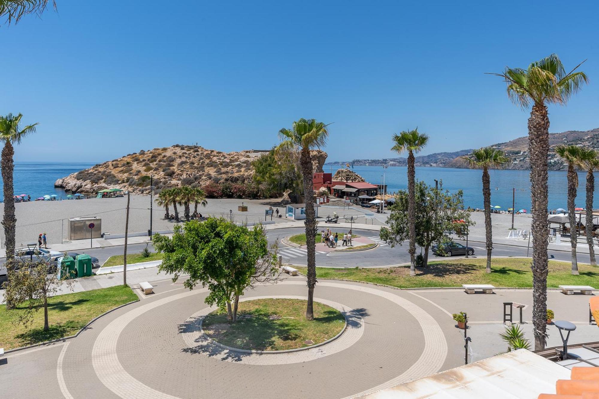 The Beach House At Playa Salobreña מראה חיצוני תמונה